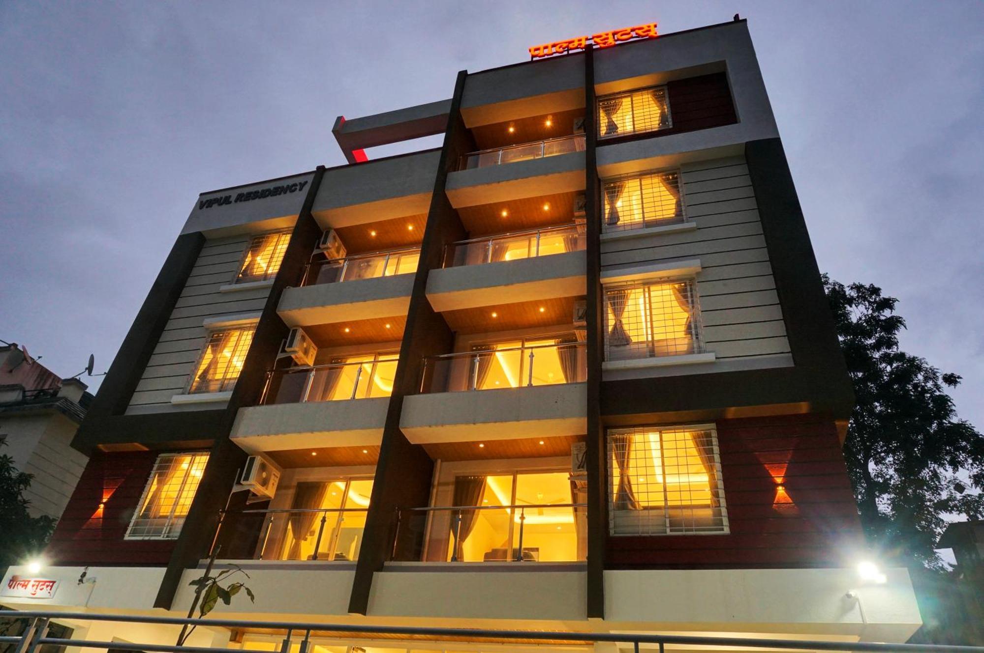 Palm Suites Baner- Indian Nationals Only Pune Exterior foto