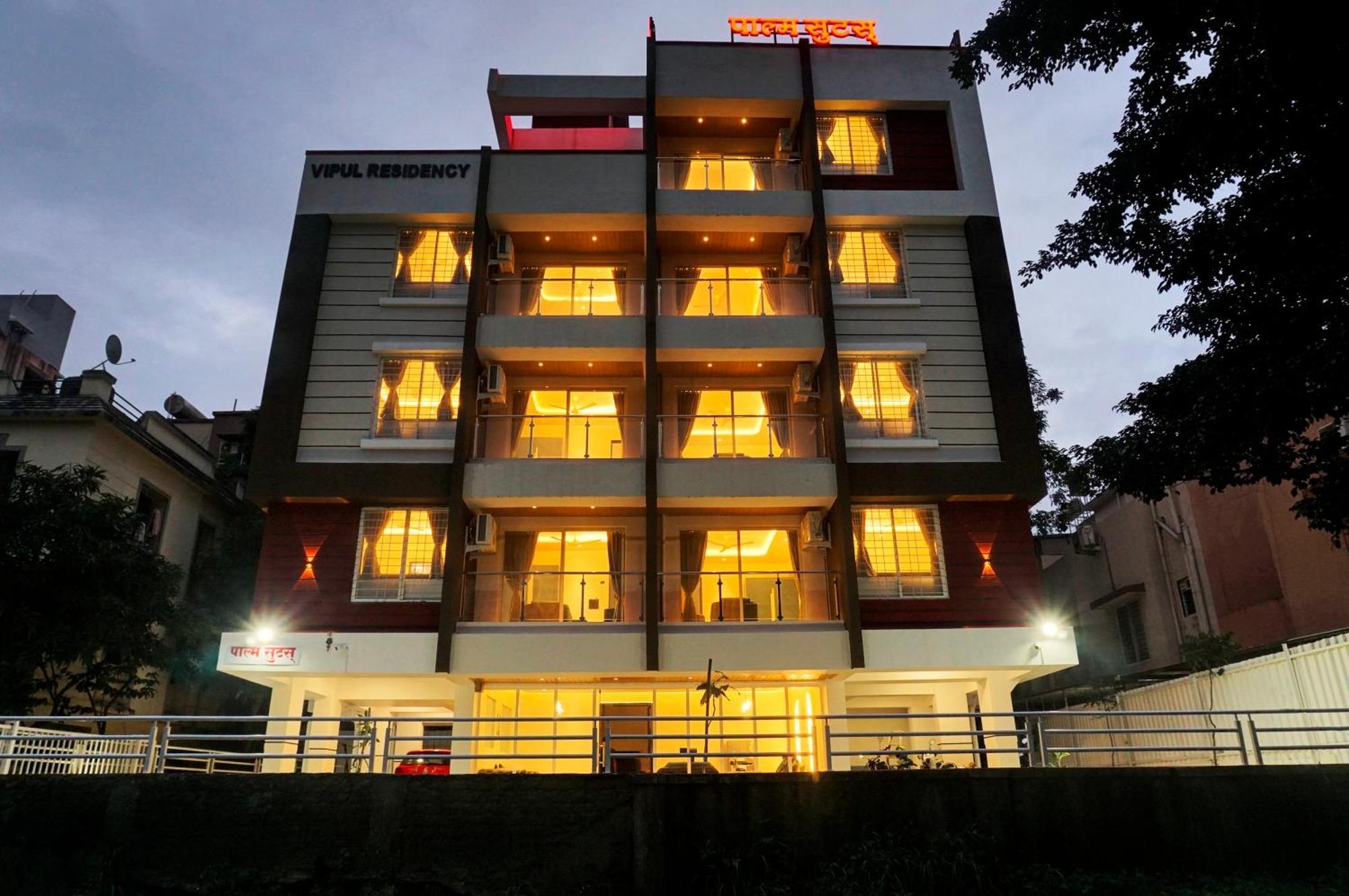 Palm Suites Baner- Indian Nationals Only Pune Exterior foto